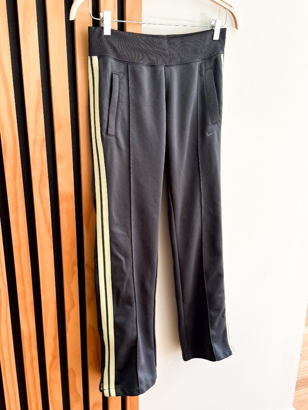 Y2K Nike Low Rise Track Pants Grey with Green Stripe (S)